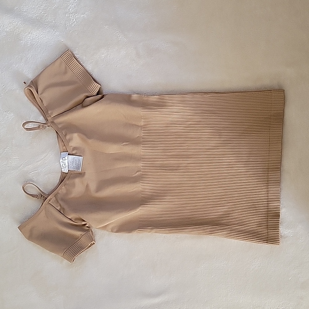 Grip tan tank top